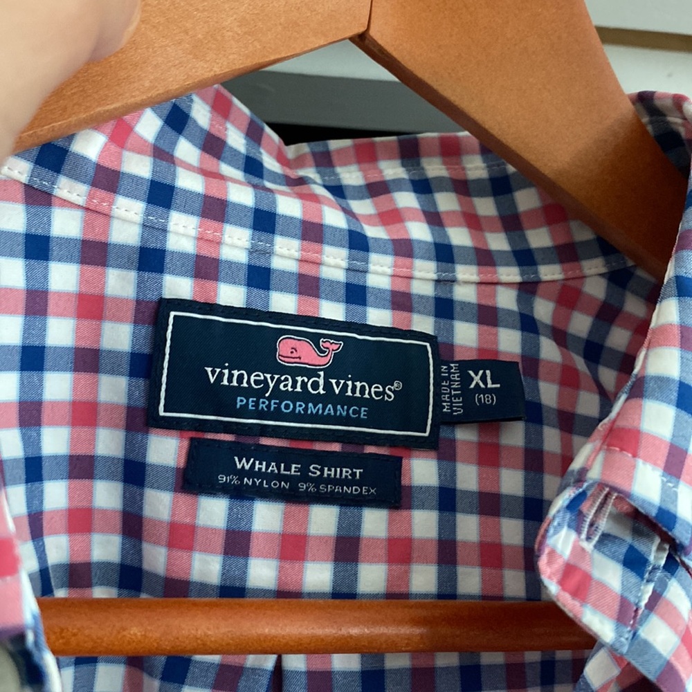 Vineyard Vines Performance Button Down - image 4